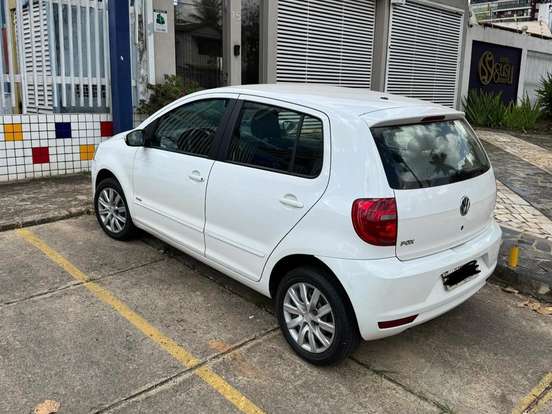 VOLKSWAGEN-FOX-1.0 MI 8V FLEX 4P MANUAL VOLKSWAGEN-FOX-2014