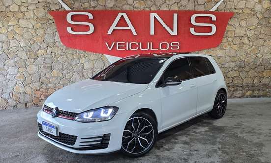 VOLKSWAGEN-GOLF-2014