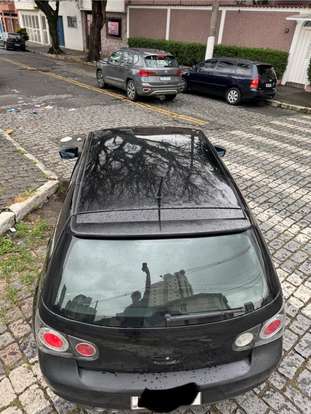 VOLKSWAGEN-GOLF-2012