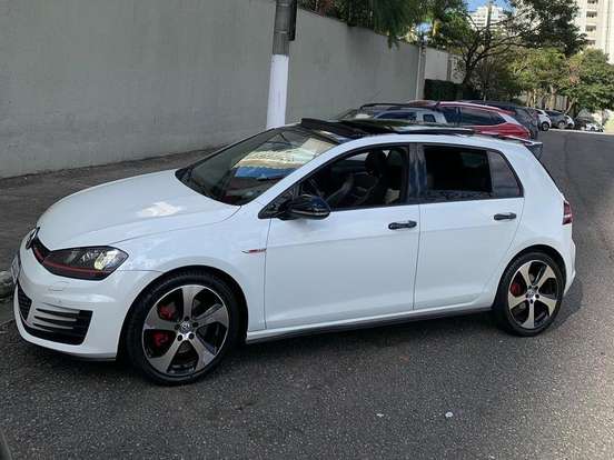 VOLKSWAGEN-GOLF-2.0 TSI GTI 16V TURBO GASOLINA 4P AUTOMÁTICO VOLKSWAGEN-GOLF-2015