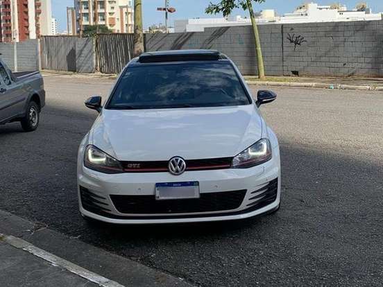VOLKSWAGEN-GOLF-2.0 TSI GTI 16V TURBO GASOLINA 4P AUTOMÁTICO VOLKSWAGEN-GOLF-2015