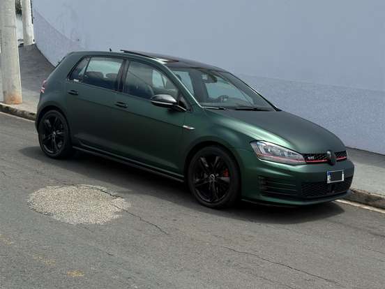 VOLKSWAGEN-GOLF-2016