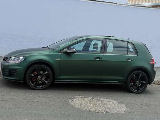 VOLKSWAGEN-GOLF-2.0 TSI GTI 16V TURBO GASOLINA 4P AUTOMÁTICO VOLKSWAGEN-GOLF-2016