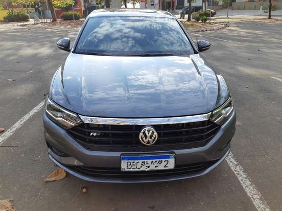 VOLKSWAGEN-JETTA-2018
