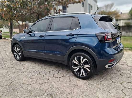 VOLKSWAGEN-T-CROSS-2023