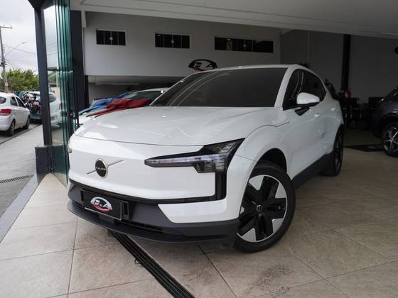 VOLVO EX30 51 KW ELÉTRICO CORE