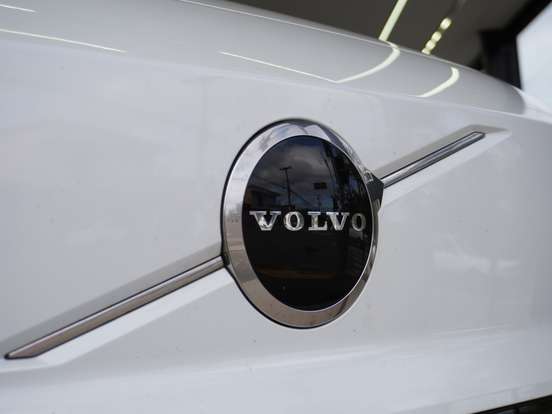 VOLVO-EX30-51 KW ELÉTRICO CORE VOLVO-EX30-2024