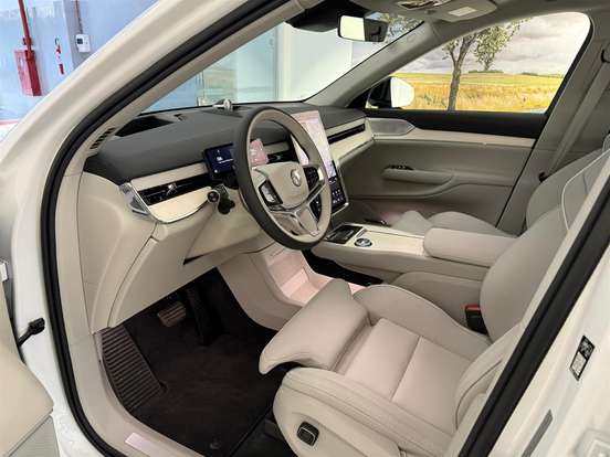 VOLVO-EX90-P8 RECHARGE TWIN ELECTRIC PERFORMANCE ULTRA AWD VOLVO-EX90-2025