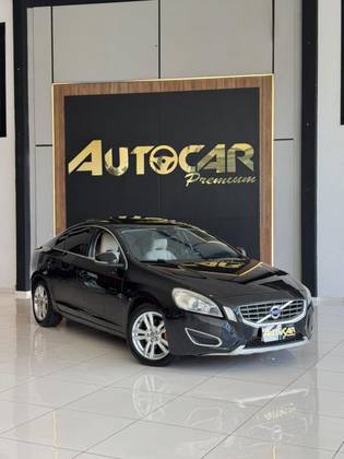VOLVO S60 2.0 T5 DYNAMIC GASOLINA 4P AUTOMÁTICO