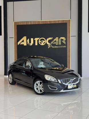 VOLVO-S60-2012