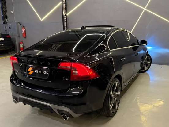 VOLVO-S60-2014