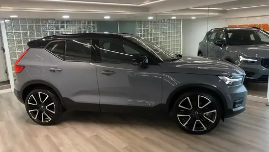 VOLVO-XC40-2.0 T5 GASOLINA R-DESIGN AWD GEARTRONIC VOLVO-XC40-2019