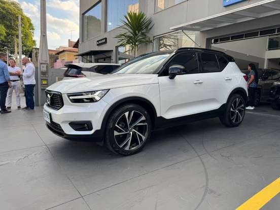 VOLVO-XC40-2.0 T5 GASOLINA R-DESIGN AWD GEARTRONIC VOLVO-XC40-2019
