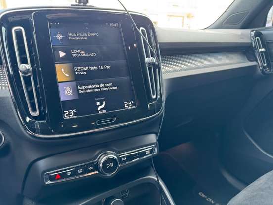 VOLVO-XC40-2.0 T5 GASOLINA R-DESIGN AWD GEARTRONIC VOLVO-XC40-2019