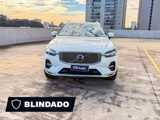 VOLVO XC60 2.0 T8 PHEV PLUS AWD GEARTRONIC