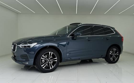 VOLVO XC60 2.0 T5 GASOLINA MOMENTUM AWD GEARTRONIC