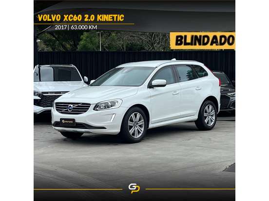 VOLVO-XC60-2017