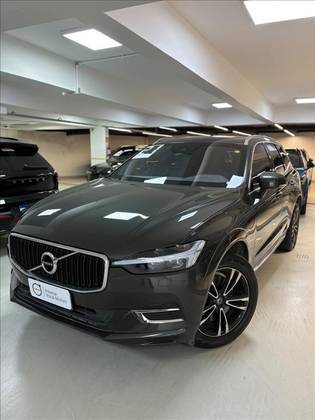 VOLVO XC60 2.0 T8 HYBRID MOMENTUM AWD GEARTRONIC