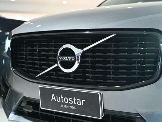 VOLVO-XC60-2.0 T8 HYBRID R-DESIGN AWD GEARTRONIC VOLVO-XC60-2021