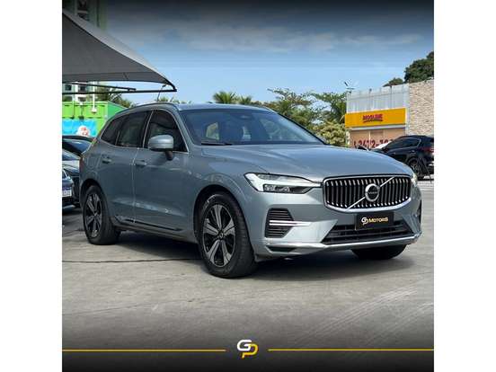 VOLVO-XC60-2022