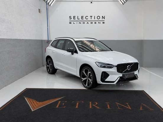 VOLVO-XC60-2024