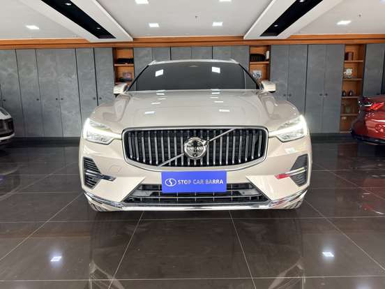VOLVO-XC60-2024