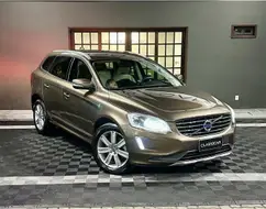 VOLVO XC60 2.4 D5 KINETIC DIESEL AWD 4P AUTOMÁTICO VOLVO XC60 2.4 D5 KINETIC DIESEL AWD 4P AUTOMÁTICO