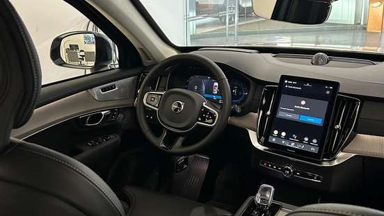 VOLVO-XC90-2026