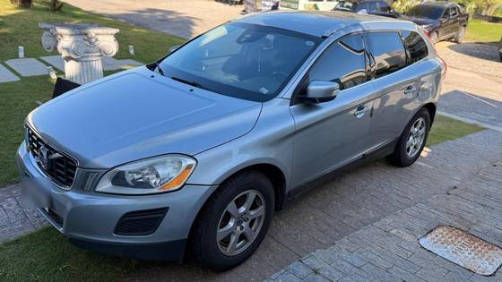 VOLVO XC60 2.0 T5 COMFORT FWD TURBO GASOLINA 4P AUTOMÁTICO