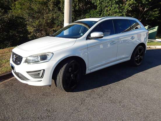 VOLVO-XC60-2.0 T5 R DESIGN TURBO GASOLINA 4P AUTOMÁTICO VOLVO-XC60-2014