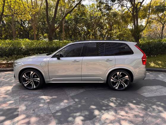 VOLVO XC90 2.0 T8 RECHARGE ULTIMATE DARK AWD GEARTRONIC
