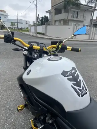 YAMAHA-XJ6 N-2013