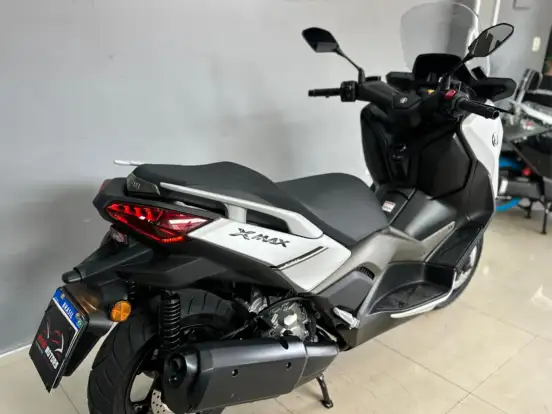 YAMAHA-XMAX 250 CONNECTED ABS YAMAHA-XMAX 250 CONNECTED ABS-2025