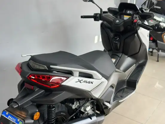 YAMAHA-XMAX 250 CONNECTED ABS YAMAHA-XMAX 250 CONNECTED ABS-2025