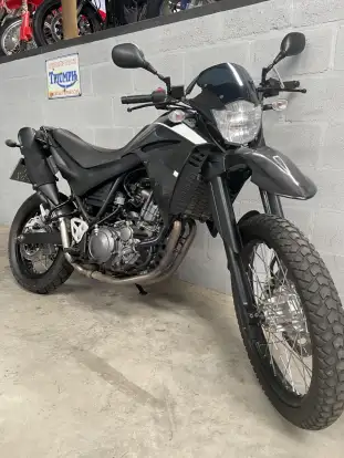 YAMAHA-XT 660R-2012