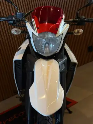 YAMAHA-XT 660R-2011
