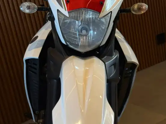 YAMAHA-XT 660R YAMAHA-XT 660R-2011