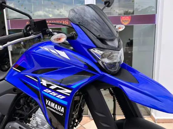 YAMAHA-XTZ 250 LANDER-2023