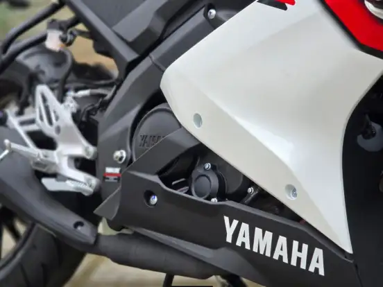 YAMAHA-YZF R15 70th ANNIVERSARY YAMAHA-YZF R15 70th ANNIVERSARY-2026