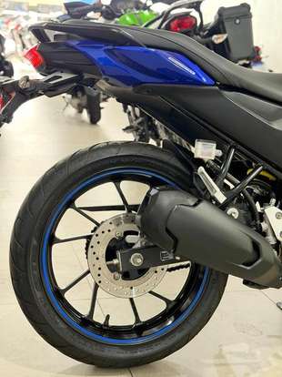 YAMAHA-FZ15 FAZER CONNECTED ABS-2025
