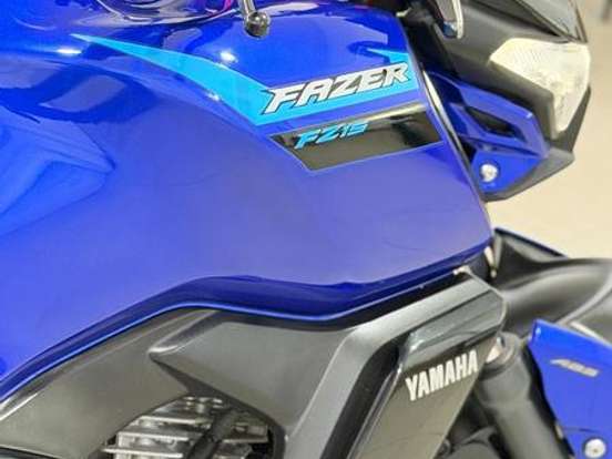 YAMAHA-FZ15 FAZER CONNECTED ABS YAMAHA-FZ15 FAZER CONNECTED ABS-2025