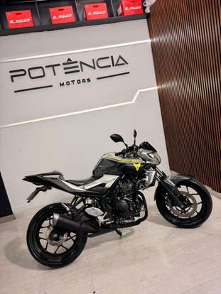 YAMAHA-MT-03 YAMAHA-MT-03-2017
