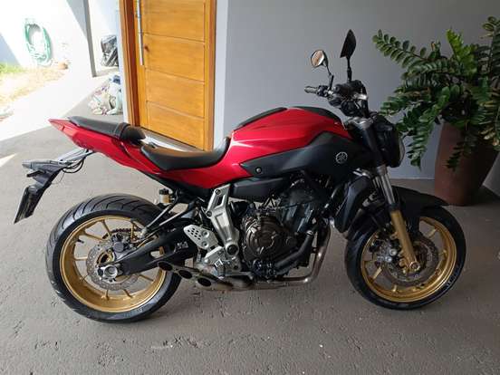 YAMAHA-MT-07 YAMAHA-MT-07-2015