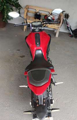 YAMAHA-MT-07-2015