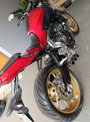 YAMAHA-MT-07-2015