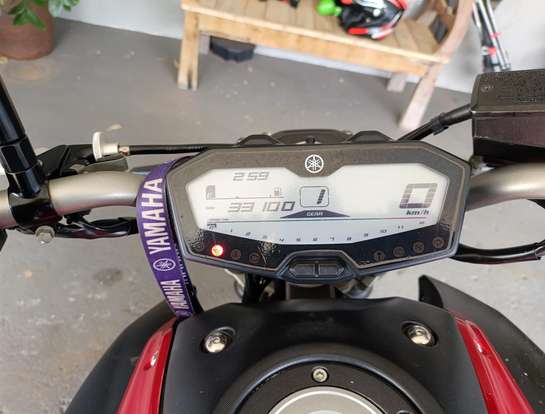 YAMAHA-MT-07-2015