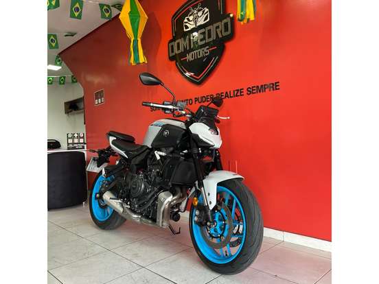 YAMAHA-MT-07 CONNECTED ABS-2025