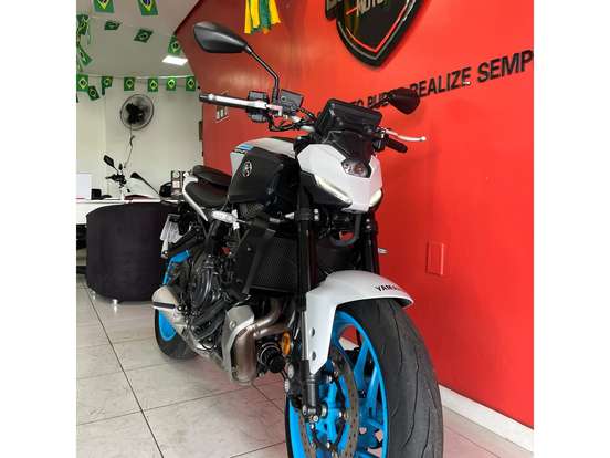 YAMAHA-MT-07 CONNECTED ABS YAMAHA-MT-07 CONNECTED ABS-2025