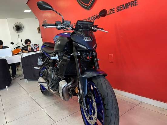 YAMAHA-MT-07 CONNECTED ABS-2025