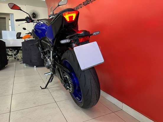 YAMAHA-MT-07 CONNECTED ABS YAMAHA-MT-07 CONNECTED ABS-2025